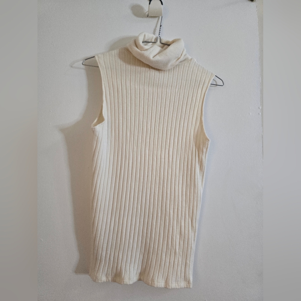 L'agence Ceci Sleeveless Turtleneck - Picture 2 of 5